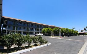 Artesia Inn And Suites